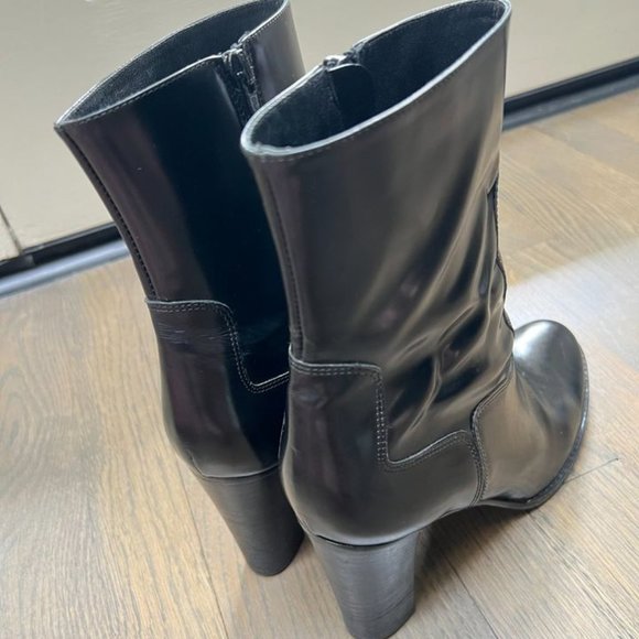 GUC Cole Haan Leather Booties - Picture 5 of 7